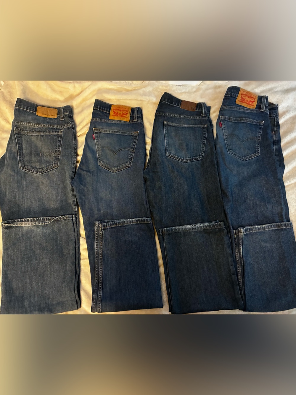 Men’s 4 jean bundle size 32-34waist Levi’s, GAP, Calvin Klein